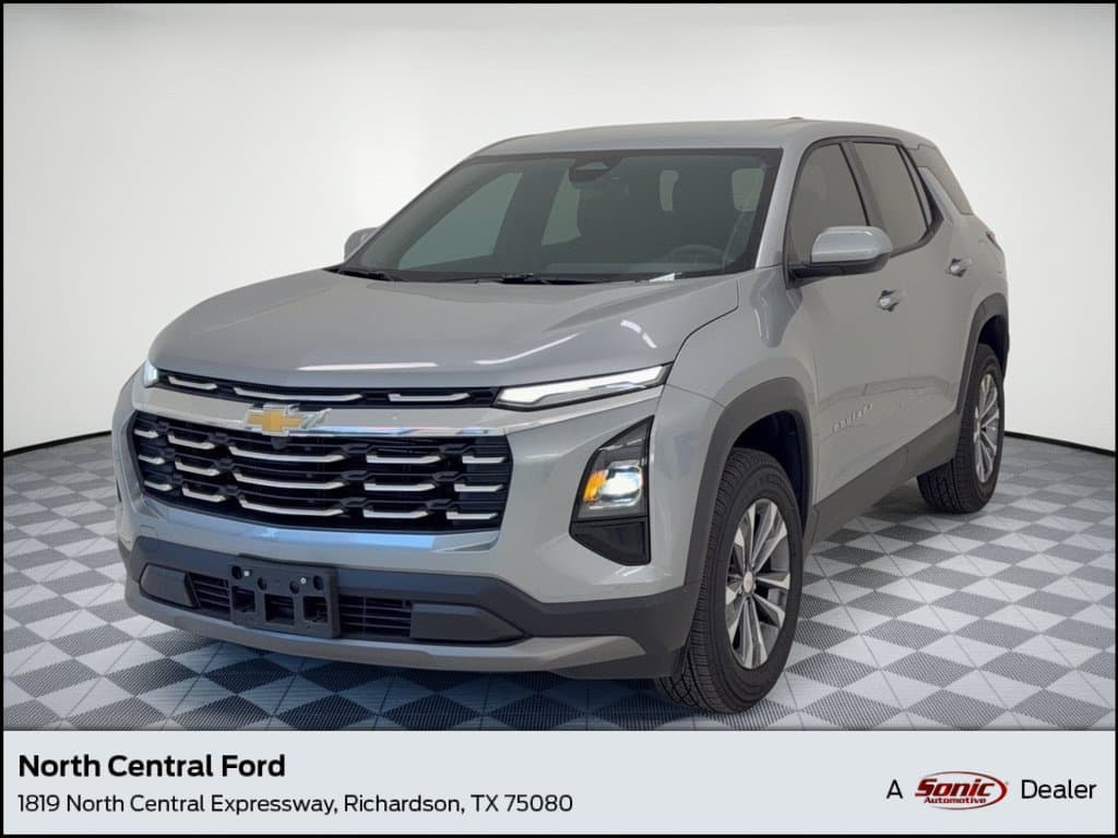 2027 Chevrolet Equinox FWD LT — photo 1 of 10