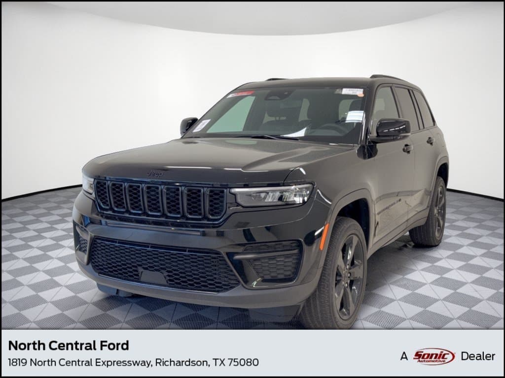 2024 Jeep Grand Cherokee Altitude X — photo 1 of 10