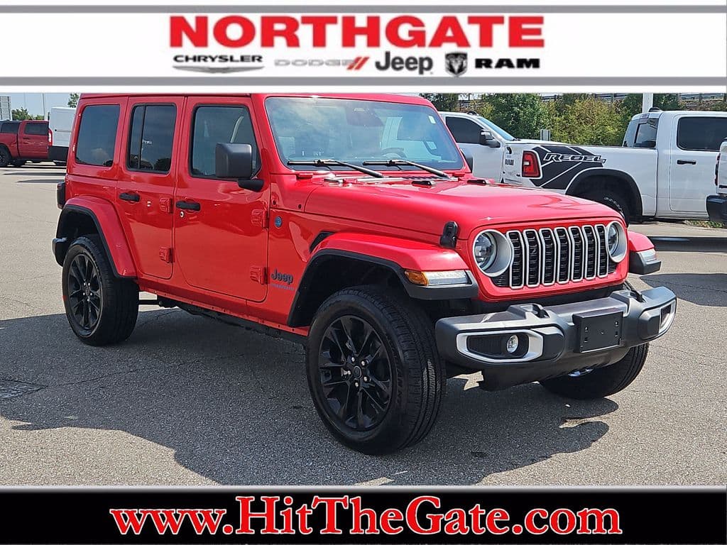 2025 Jeep Wrangler Sahara — photo 1 of 30