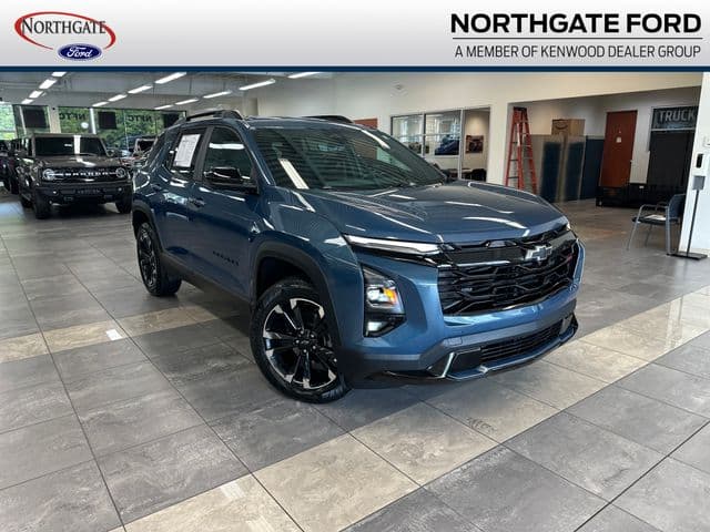 2025 Chevrolet Equinox RS — photo 1 of 40