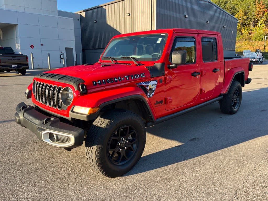 2025 Jeep Gladiator High Tide — photo 1 of 12