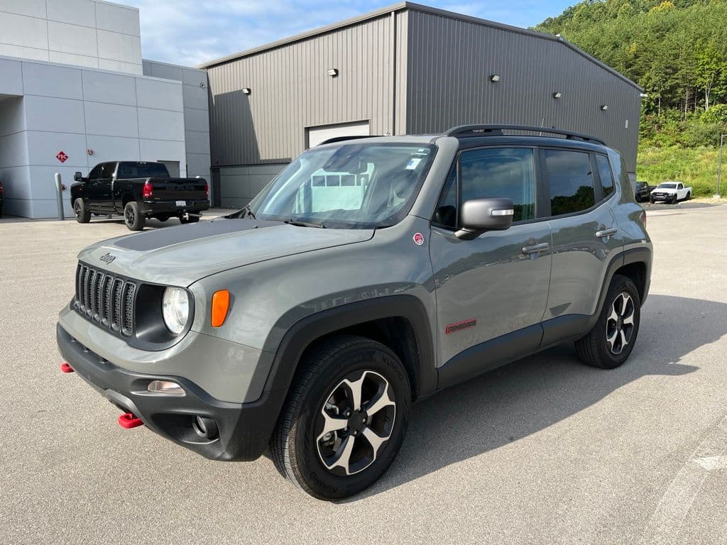2021 Jeep Renegade Trailhawk — photo 1 of 11