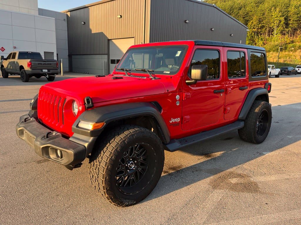2019 Jeep Wrangler Base — photo 1 of 11