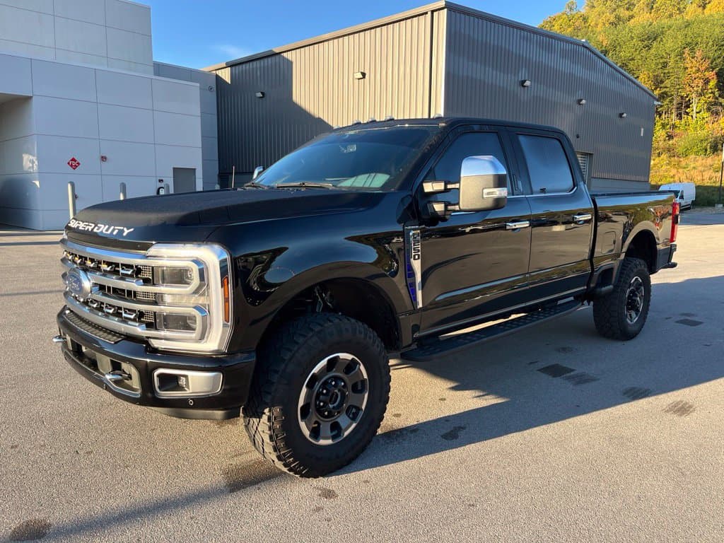 2024 Ford Super Duty F-250 SRW Platinum — photo 1 of 13