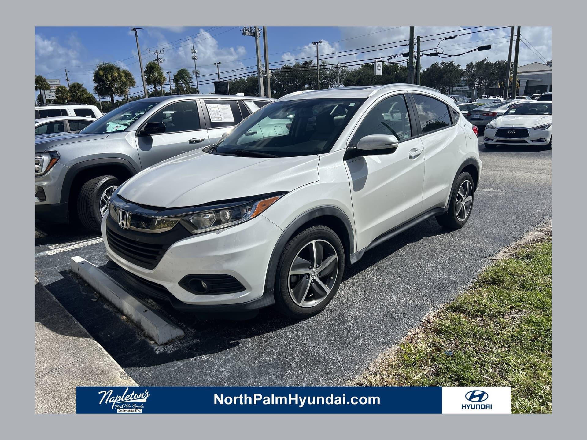 2022 Honda HR-V EX — photo 1 of 23
