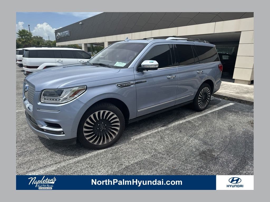 2019 Lincoln Navigator Black Label — photo 1 of 25