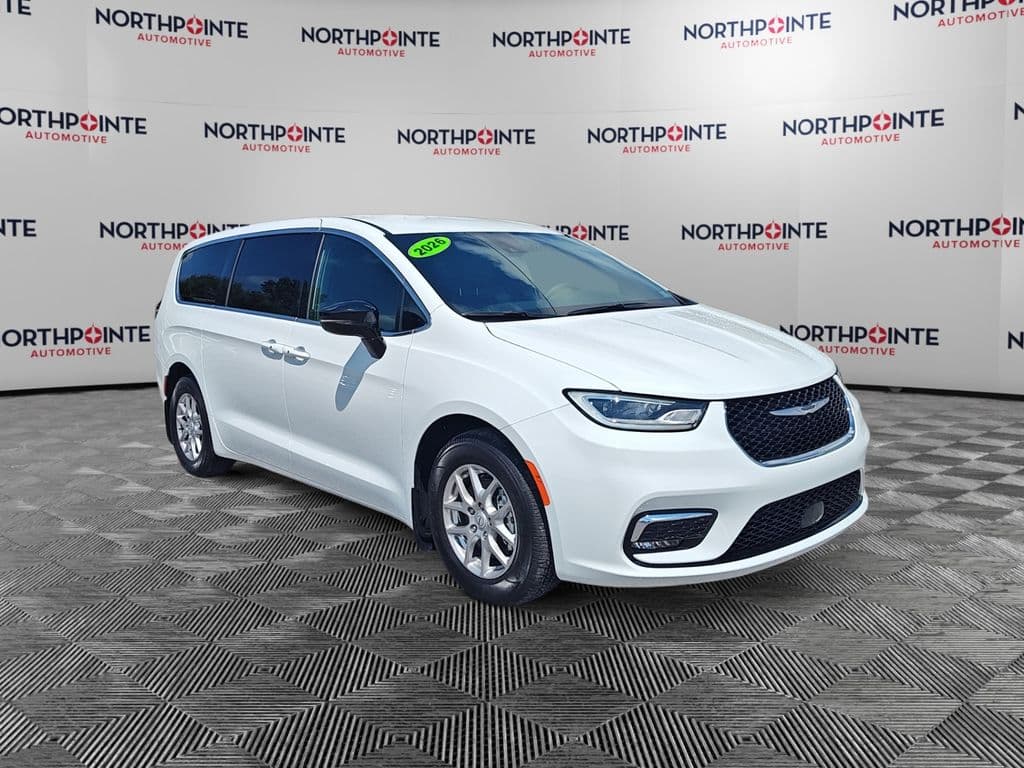 2026 Chrysler Pacifica SELECT — photo 1 of 31