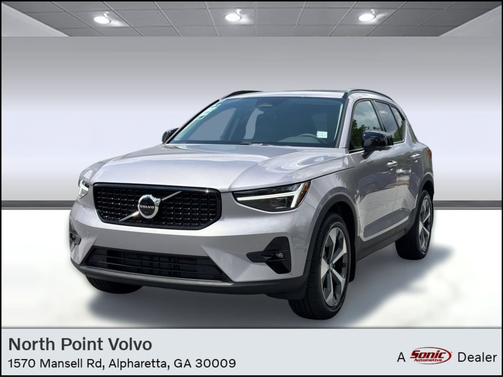 2026 Volvo XC40 B5 Plus — photo 1 of 31