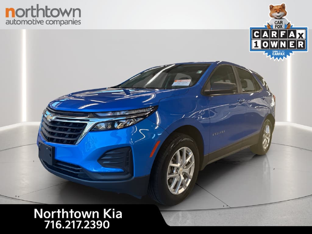 2024 Chevrolet Equinox LS — photo 1 of 32