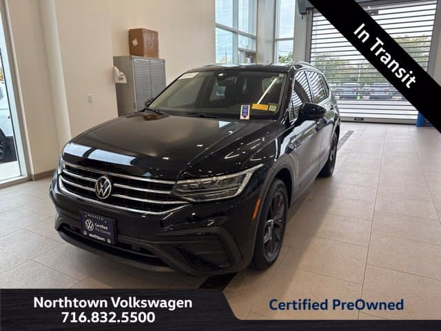 2024 Volkswagen Tiguan Base — photo 1 of 23