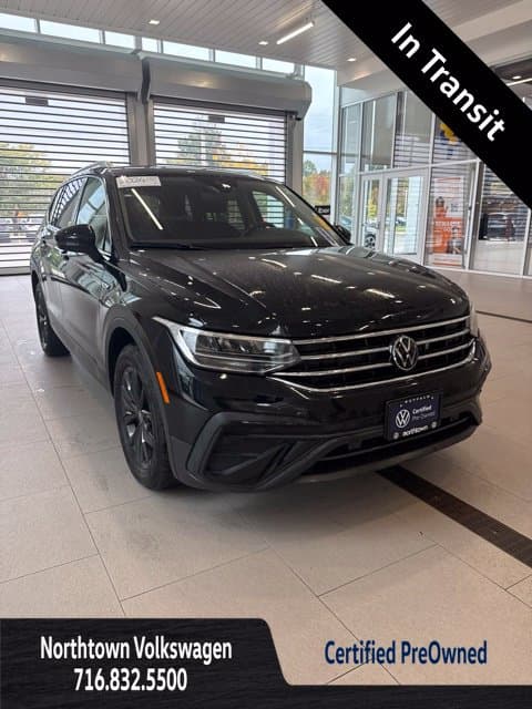 2024 Volkswagen Tiguan Base — photo 1 of 33