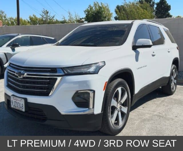 2023 Chevrolet Traverse LT Leather — photo 1 of 2