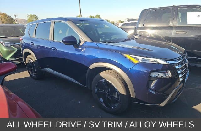 2025 Nissan Rogue SV — photo 1 of 8
