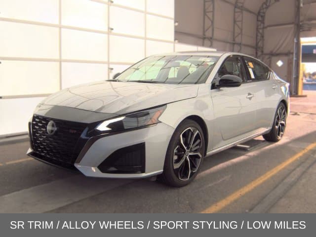 2025 Nissan Altima SR — photo 1 of 7