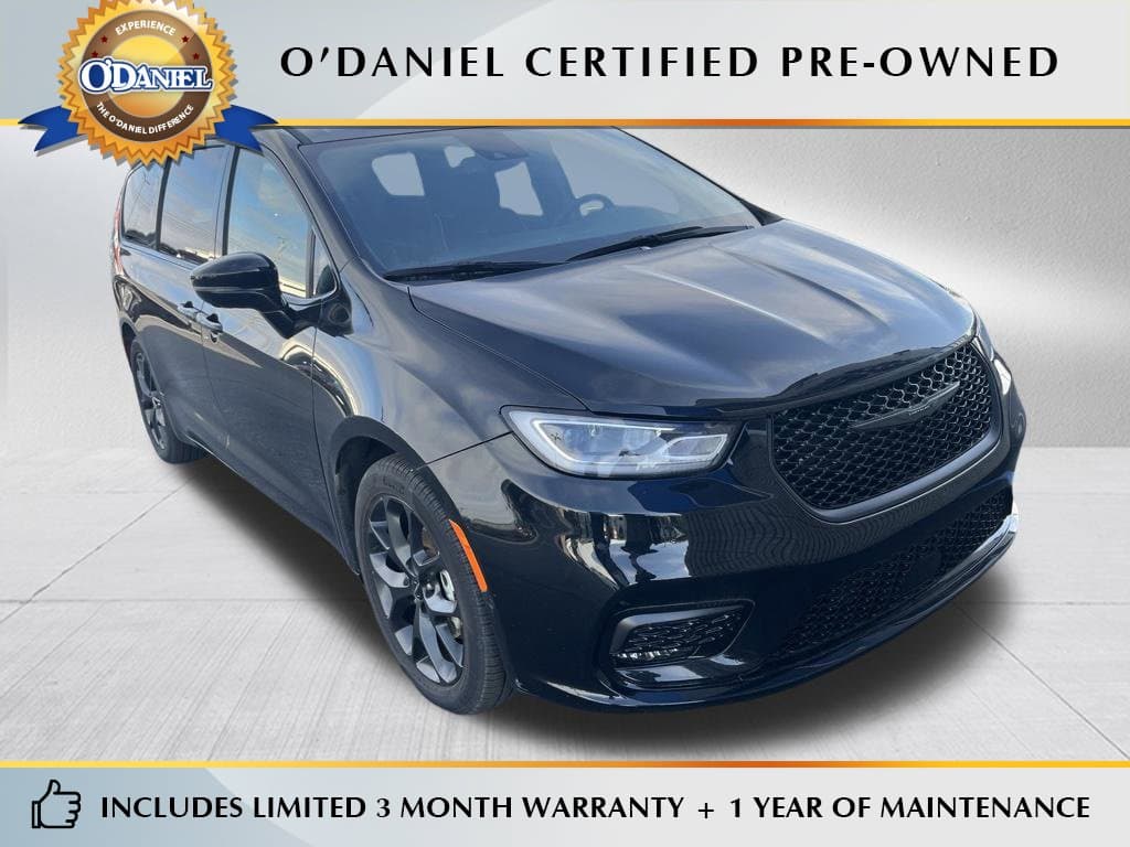 2025 Chrysler Pacifica Limited — photo 1 of 4