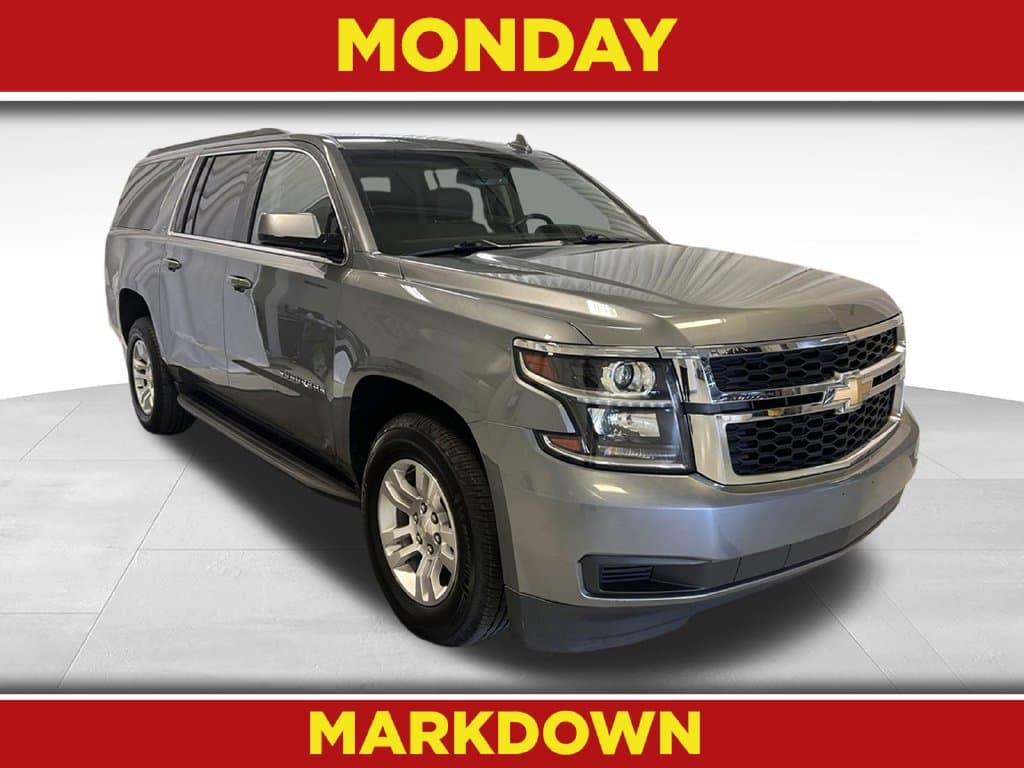 2019 Chevrolet Suburban LT — photo 1 of 30