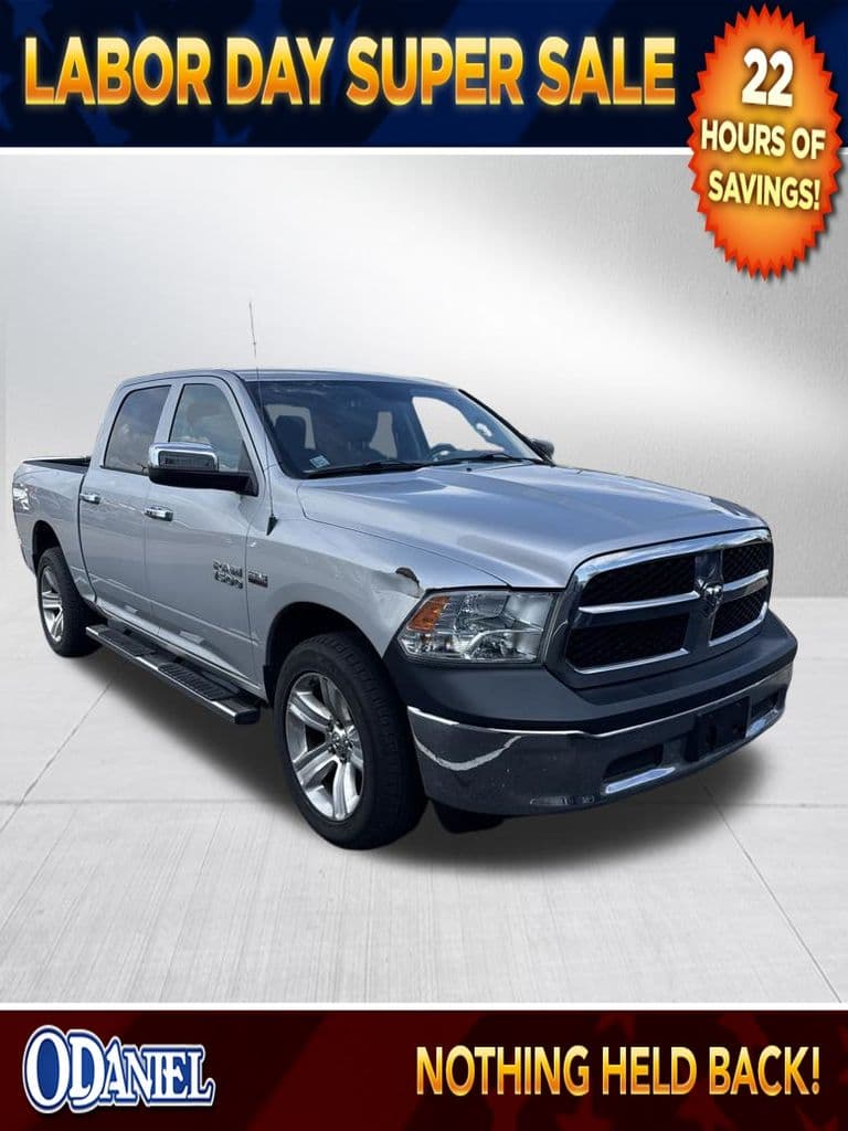 2017 RAM 1500 Tradesman — photo 1 of 5