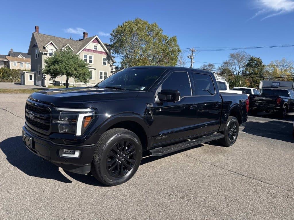 2024 Ford F-150 LARIAT — photo 1 of 32