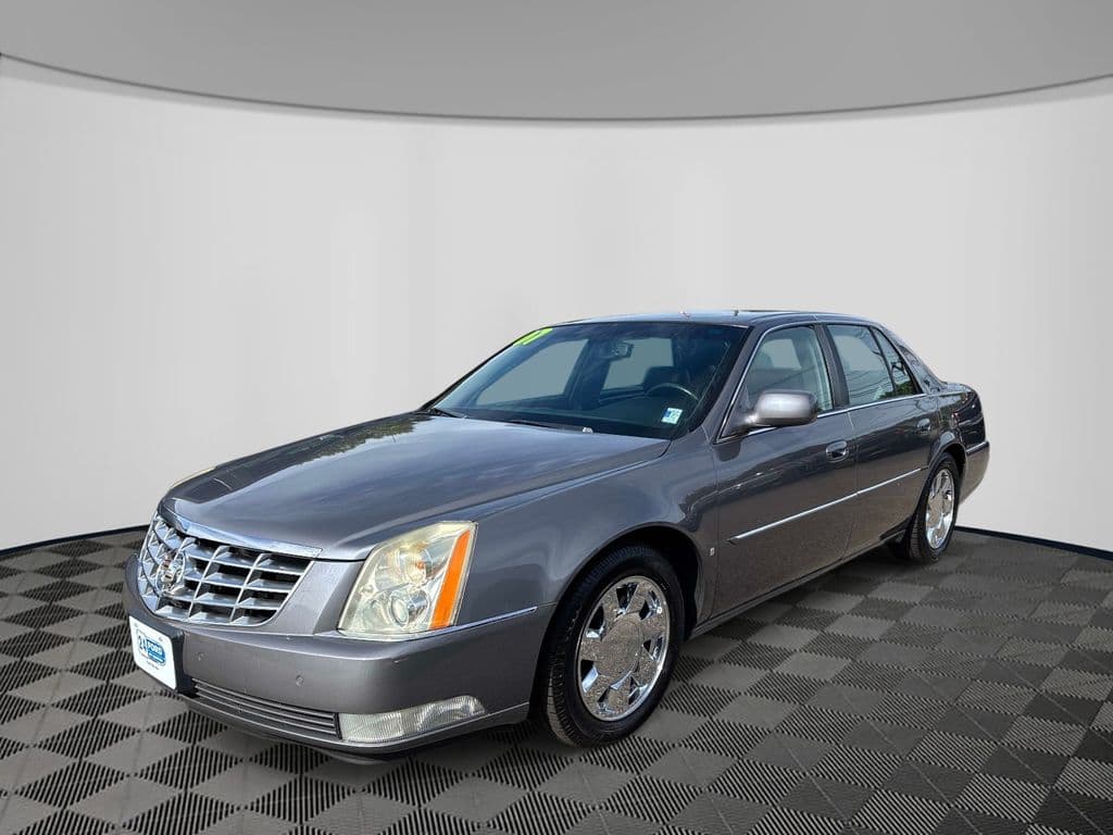 2007 Cadillac DTS Luxury I — photo 1 of 2