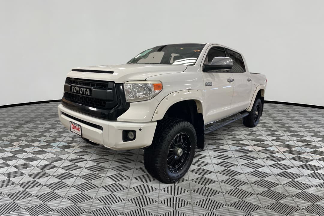 2015 Toyota Tundra 4WD Truck Base — photo 1 of 33