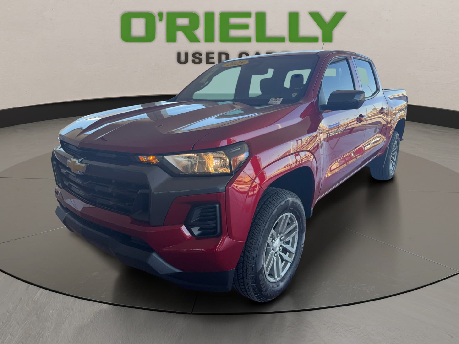 2025 Chevrolet Colorado Base — photo 1 of 36