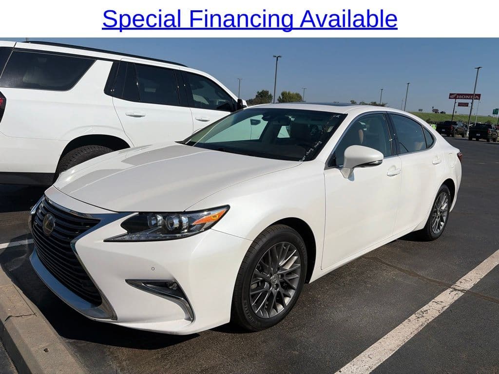 2018 Lexus ES Base — photo 1 of 36