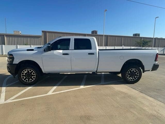 2025 RAM 2500 Tradesman — photo 1 of 23