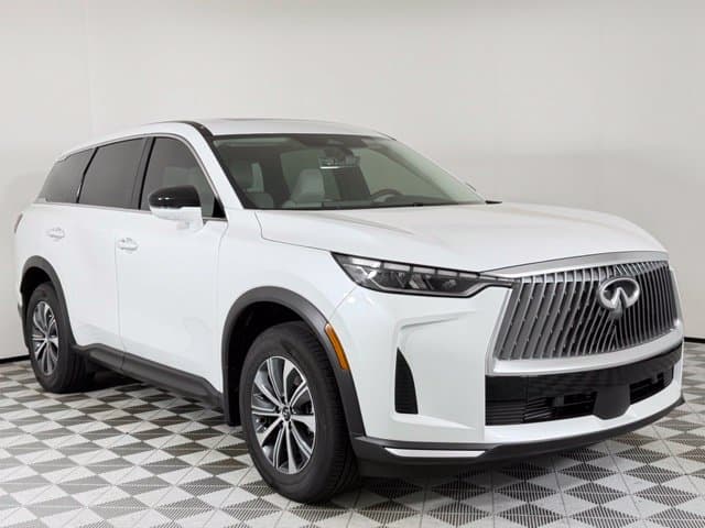 2027 INFINITI QX80 LUXE — photo 1 of 40