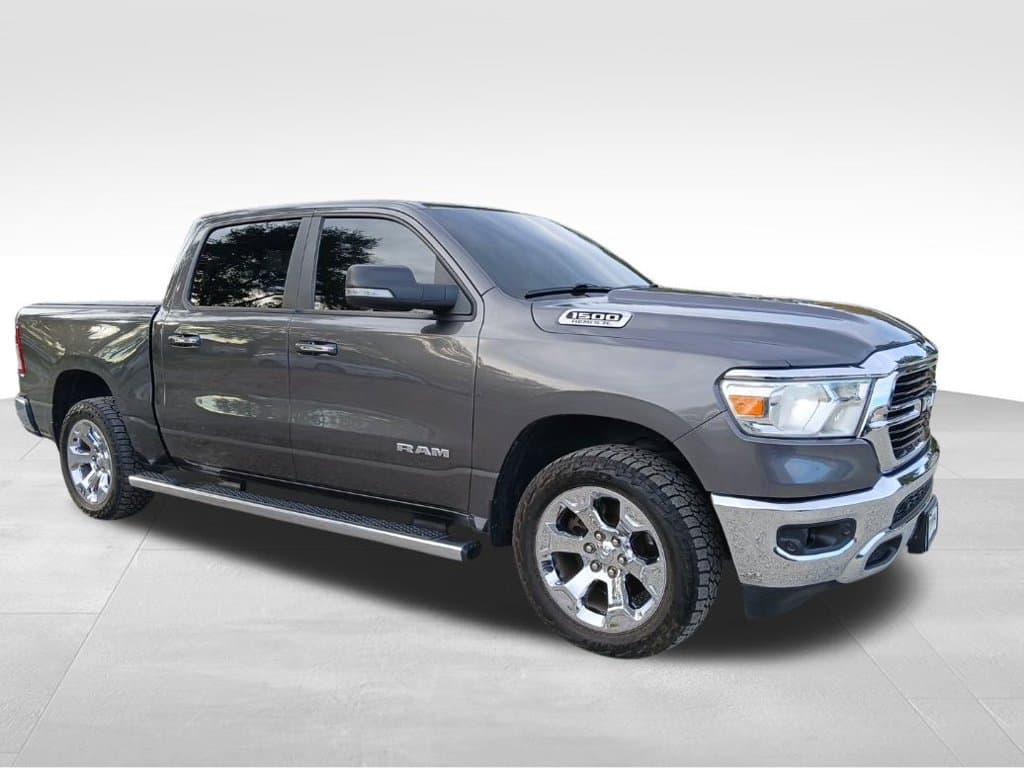 2019 RAM 1500 Big Horn/Lone Star — photo 1 of 11