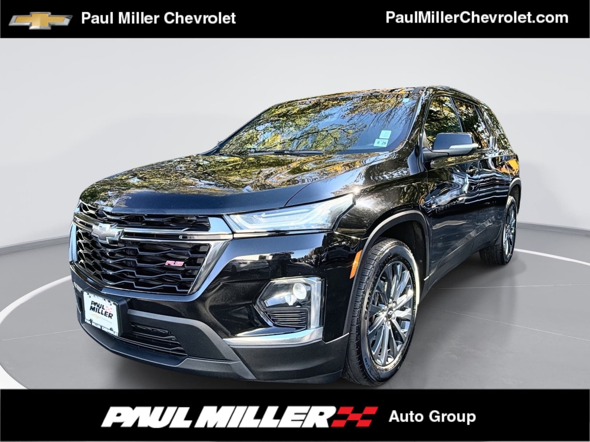 2023 Chevrolet Traverse RS — photo 1 of 36