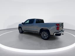 Extra Photo
