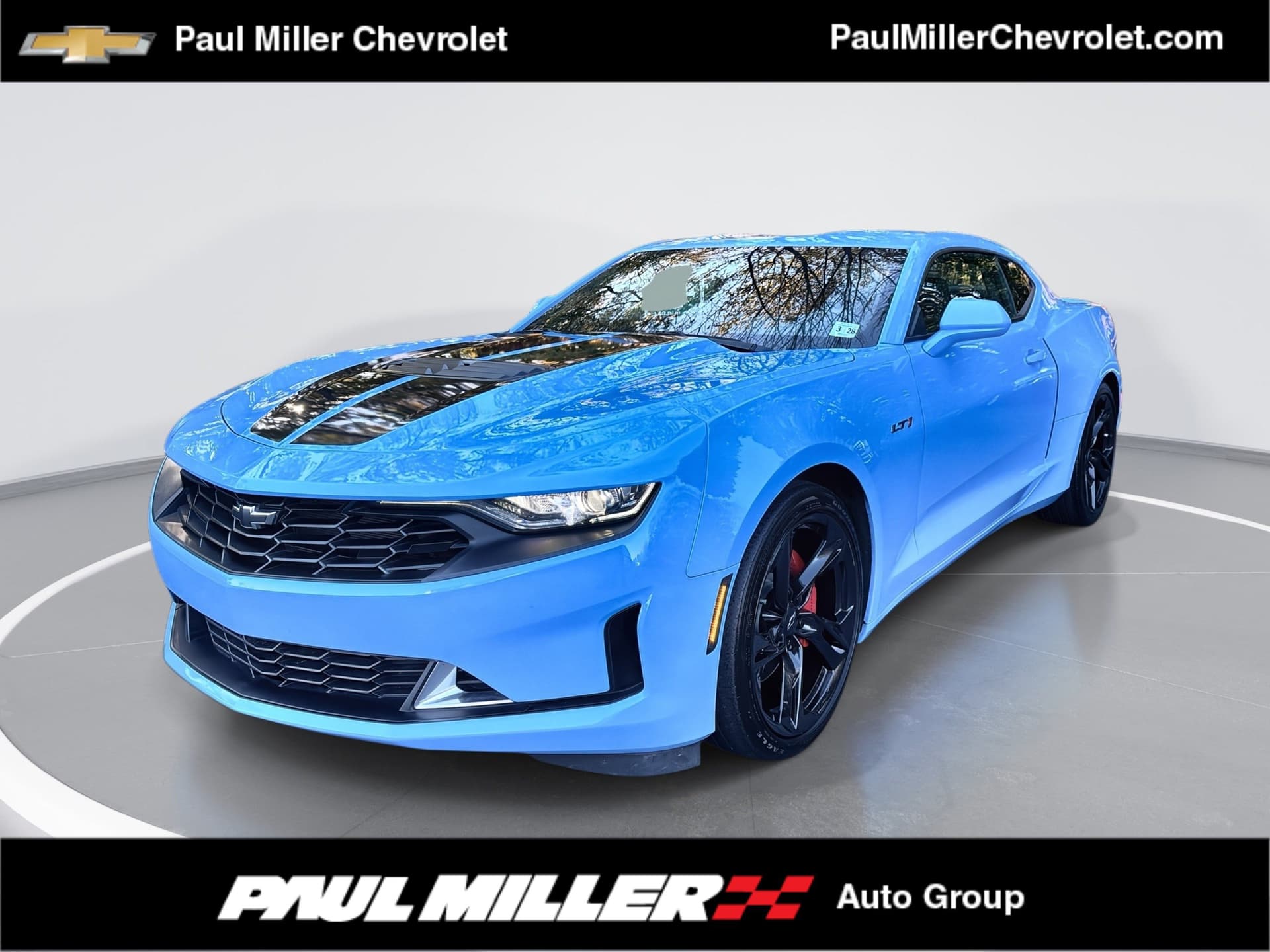 2023 Chevrolet Camaro LT1 — photo 1 of 35