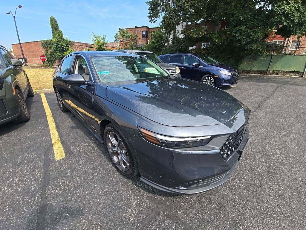 2023 Honda Accord Sedan EX — photo 1 of 7