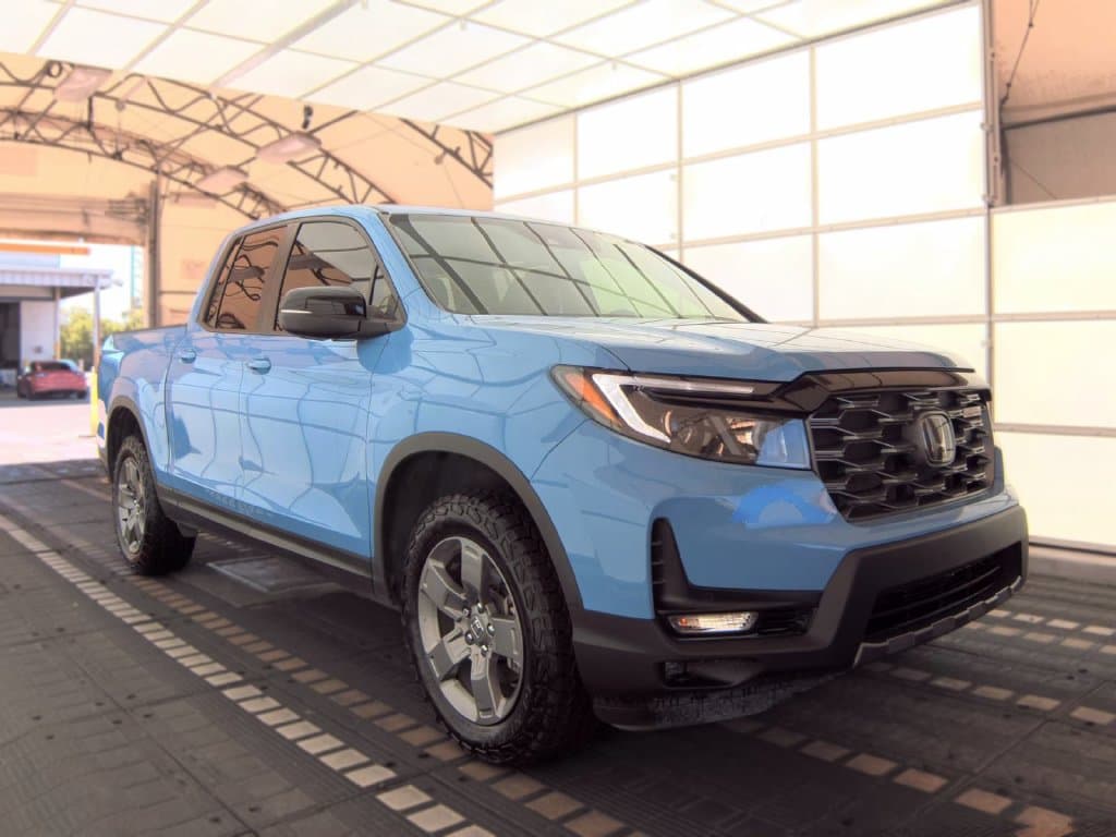 2025 Honda Ridgeline TrailSport — photo 1 of 7