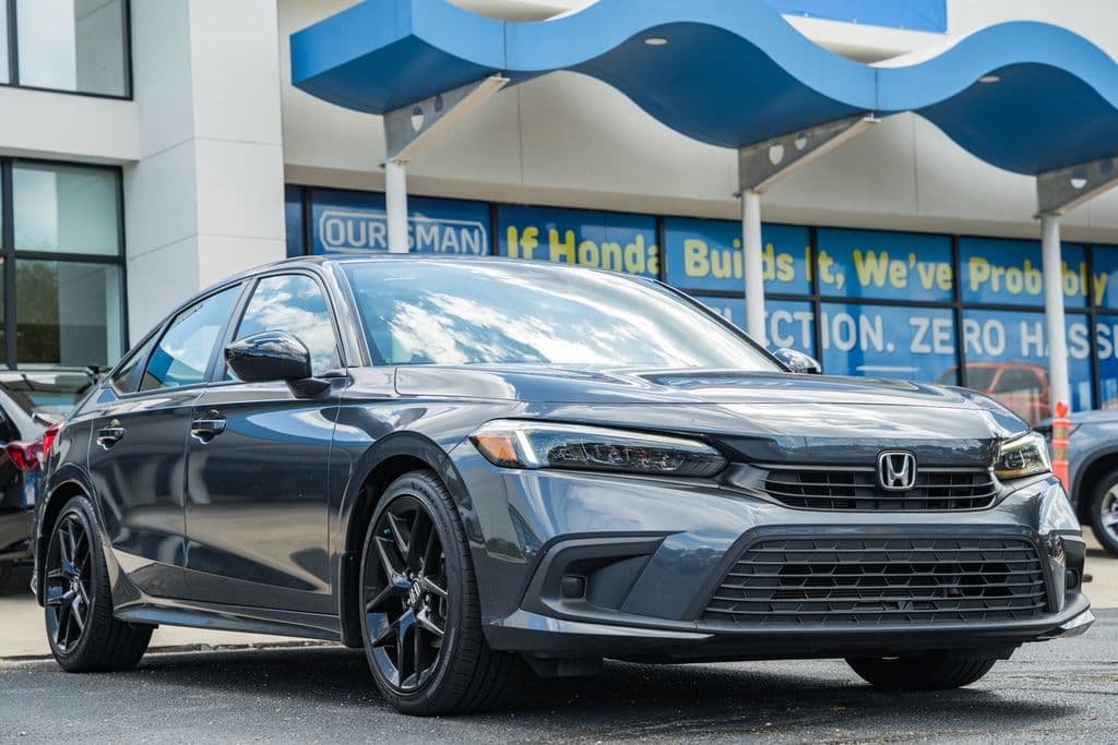 2023 Honda Civic Sedan Sport — photo 1 of 40
