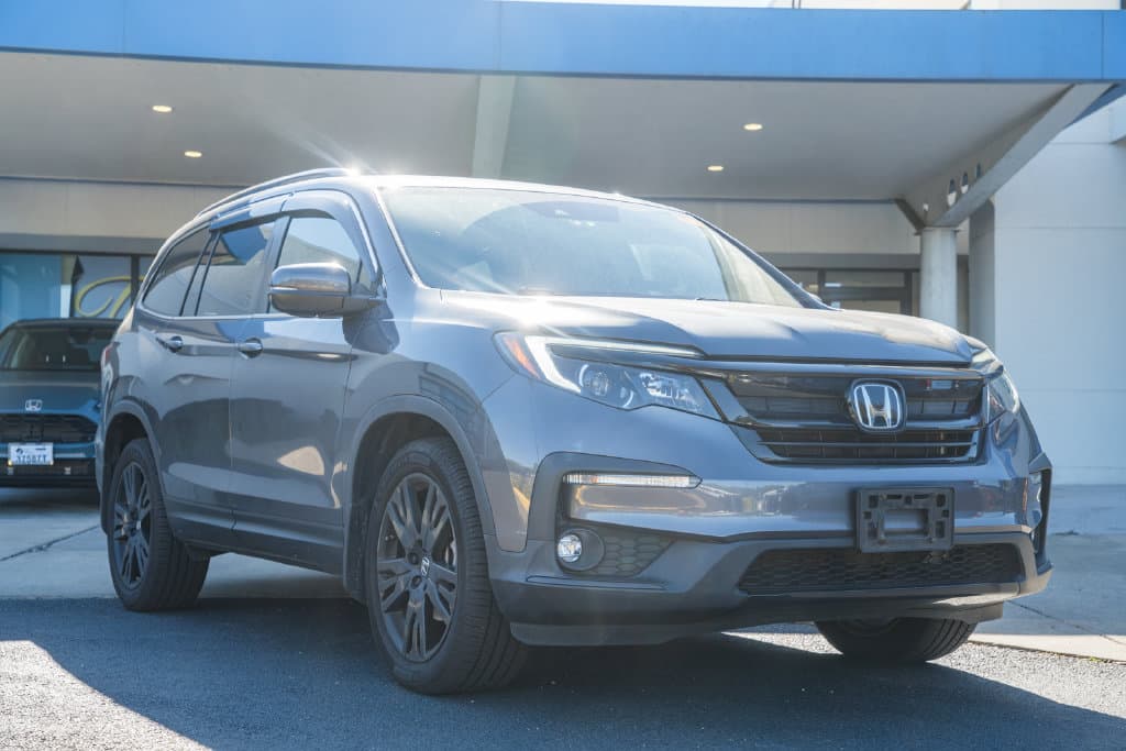 2022 Honda Pilot Special Edition — photo 1 of 50