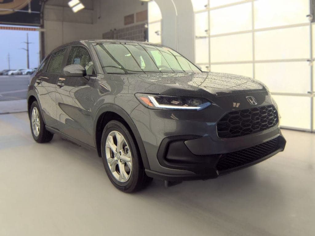 2024 Honda HR-V LX — photo 1 of 8