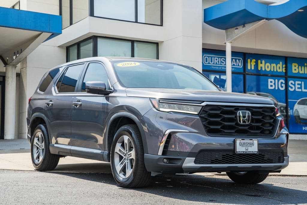 2024 Honda Pilot EX-L 8 Passenger — photo 1 of 45