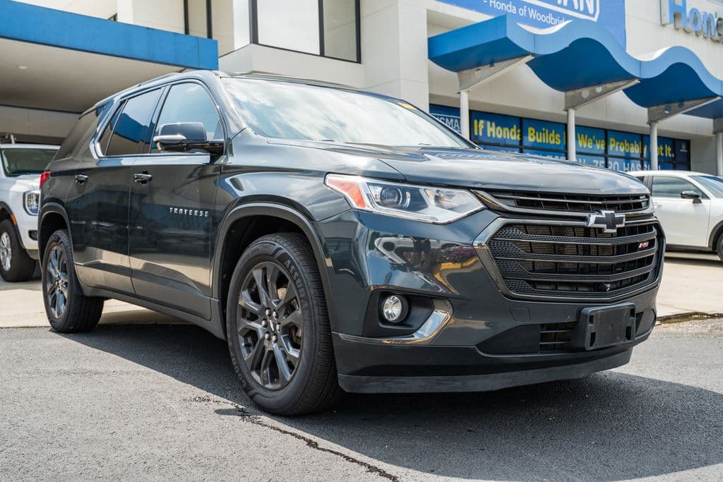 2020 Chevrolet Traverse RS — photo 1 of 39