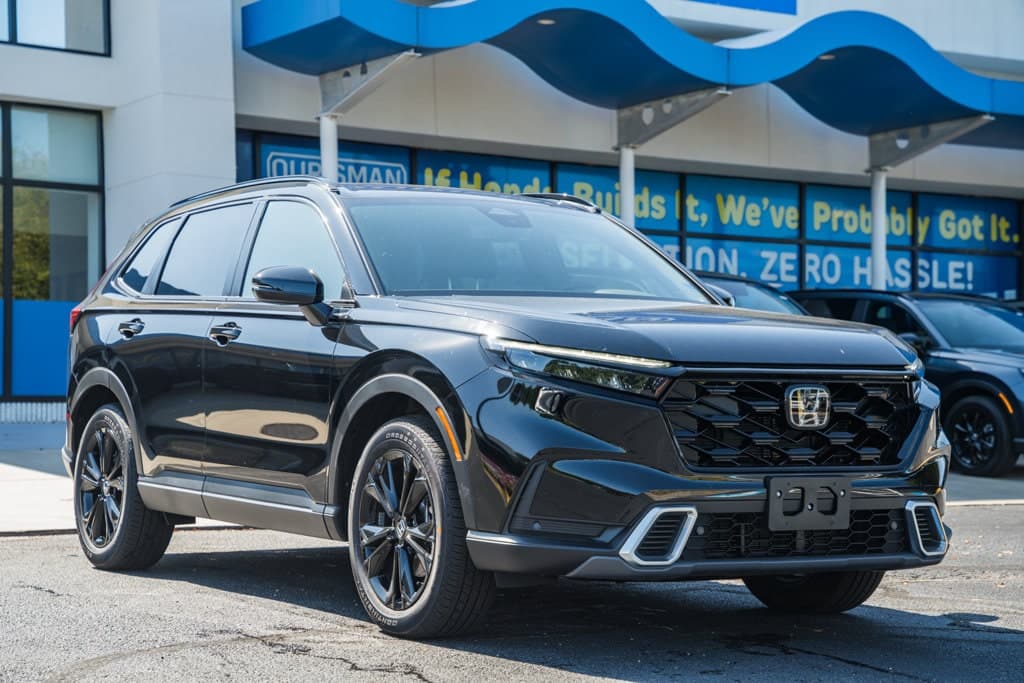 2026 Honda CR-V Hybrid Sport Touring — photo 1 of 48
