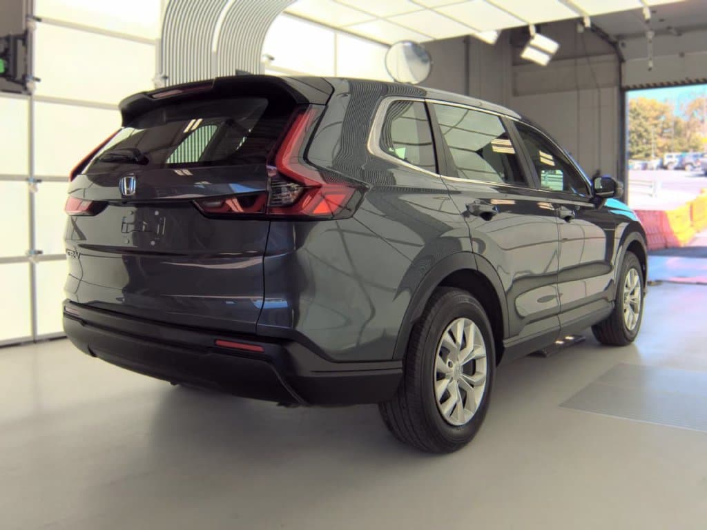 2023 Honda CR-V LX — photo 1 of 11