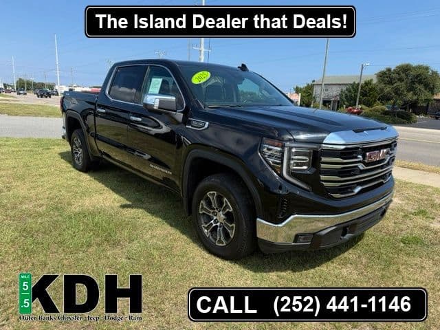 2025 GMC Sierra 1500 SLT — photo 1 of 25