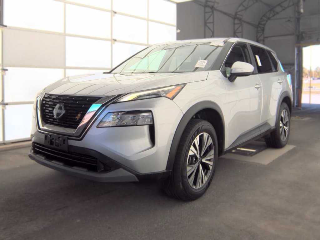2023 Nissan Rogue SV — photo 1 of 6