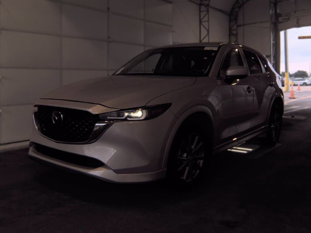 2025 Mazda CX-5 2.5 S Select Package — photo 1 of 6