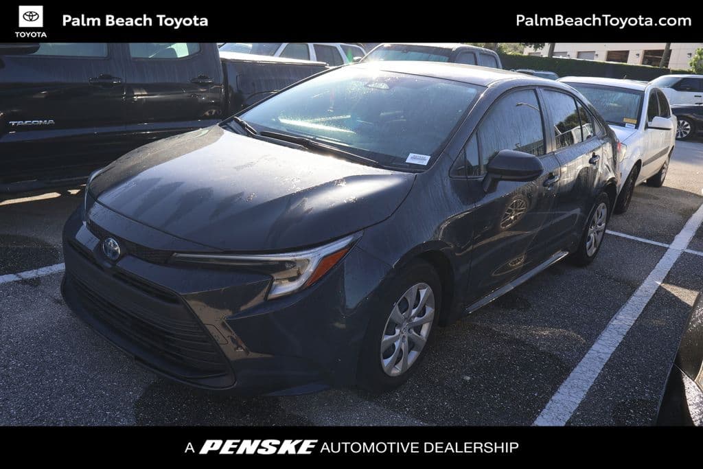 2024 Toyota Corolla Hybrid LE — photo 1 of 7