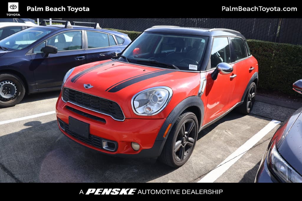 2011 Mini Cooper Countryman Base — photo 1 of 8