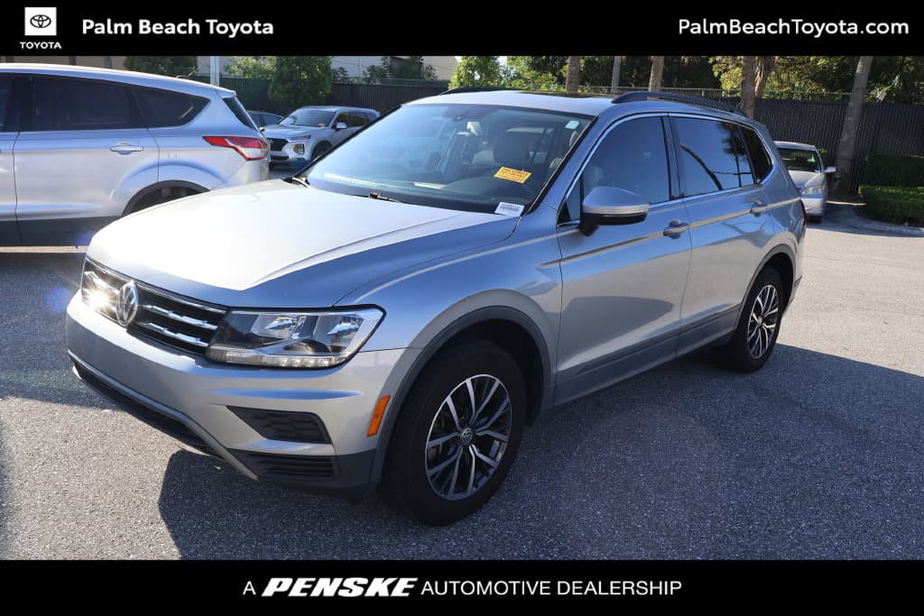 2019 Volkswagen Tiguan Base — photo 1 of 8