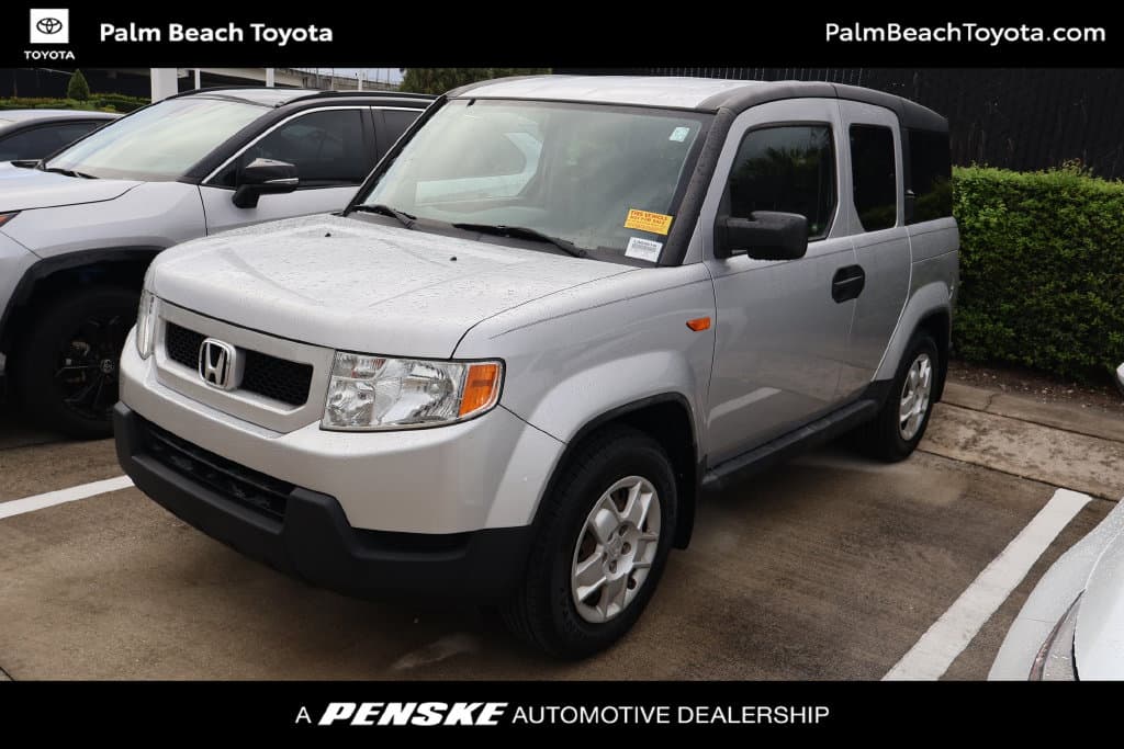 2011 Honda Element LX — photo 1 of 8