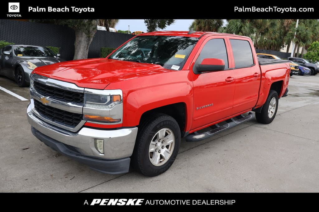 2018 Chevrolet Silverado 1500 LT — photo 1 of 8
