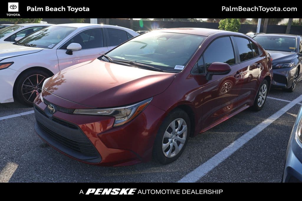 2024 Toyota Corolla LE — photo 1 of 7